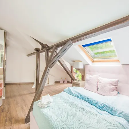 Maisonette In The Taunus With Mediterranean Apartment *