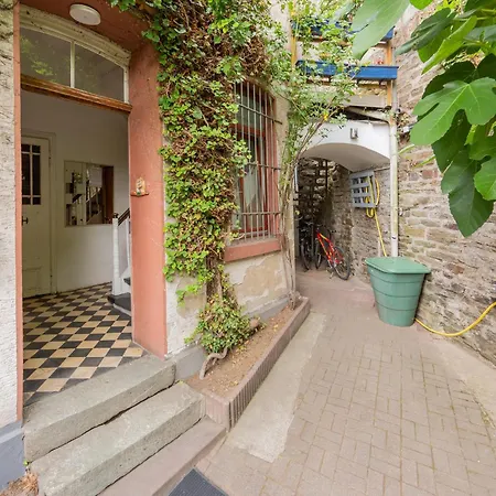Maisonette In The Taunus With Mediterranean Apartment *